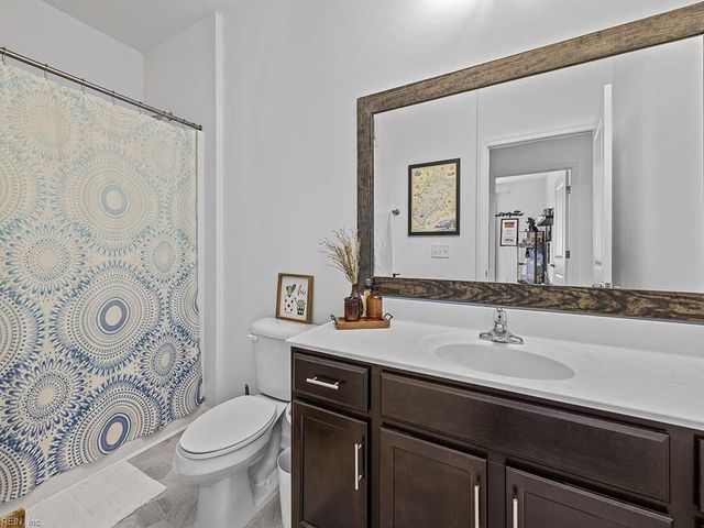 1725 Dromolin Dr Ste 303, Virginia Beach, VA 23456