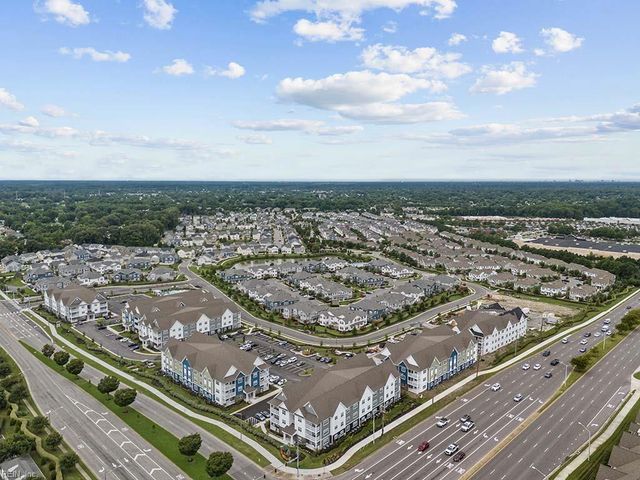 1725 Dromolin Dr Ste 303, Virginia Beach, VA 23456
