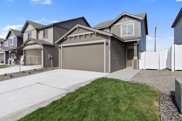 7480 Grapevine Ct, West Richland, WA 99353