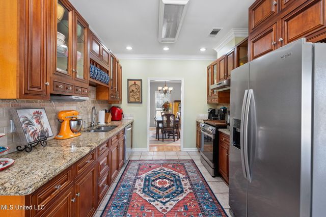 4445 Robertson Gin Road, Hernando, MS 38632