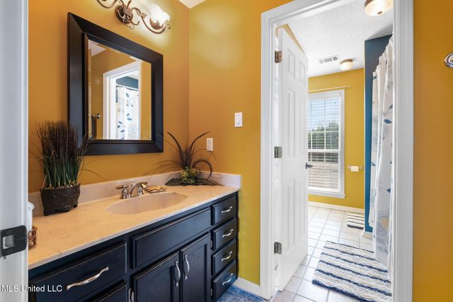 4445 Robertson Gin Road, Hernando, MS 38632