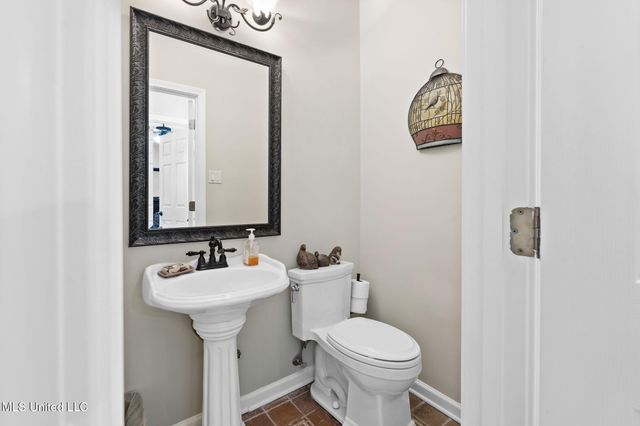 4445 Robertson Gin Road, Hernando, MS 38632