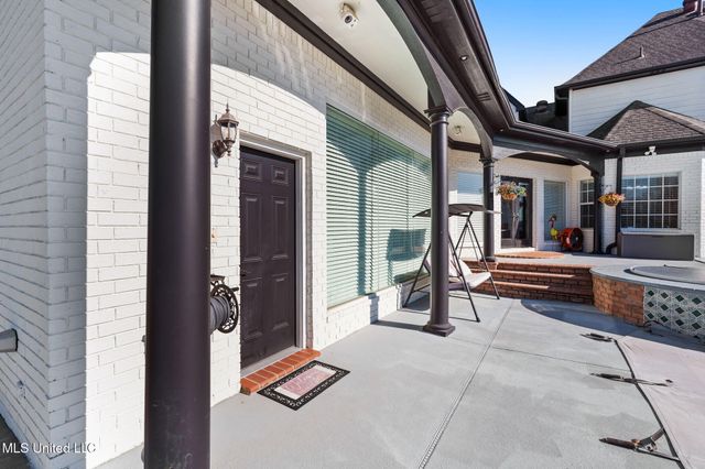 4445 Robertson Gin Road, Hernando, MS 38632