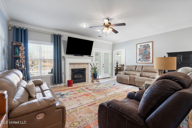 4445 Robertson Gin Road, Hernando, MS 38632