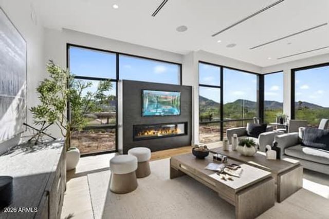 7903 N 54TH Place, Paradise Valley, AZ 85253