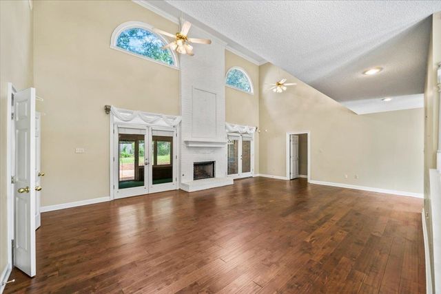 846 LANCELOT CIR, Collierville, TN 38017
