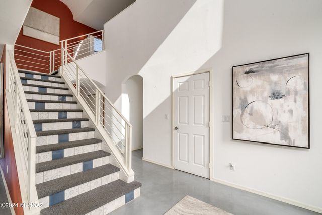 15 E Calle Corta, Tucson, AZ 85716