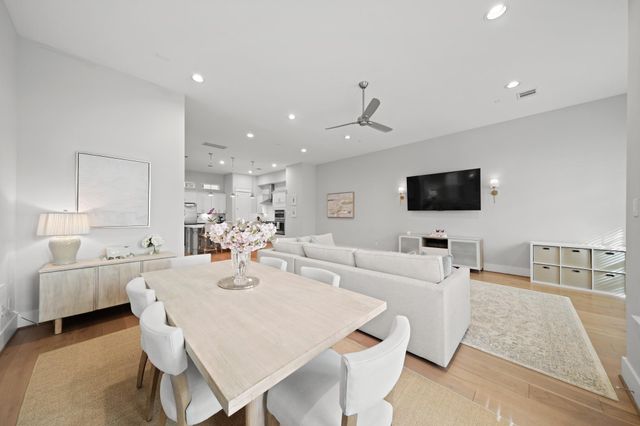 4219 Dickson Street, Houston, TX 77007