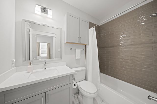 4219 Dickson Street, Houston, TX 77007