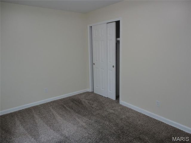 11615 Mehl Avenue, Florissant, MO 63033