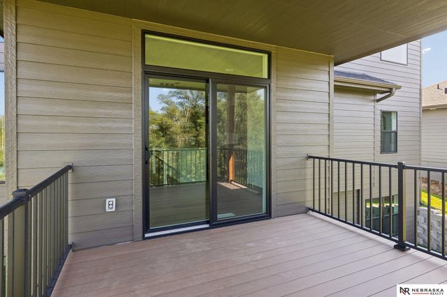11008 N 172 Street, Bennington, NE 68007