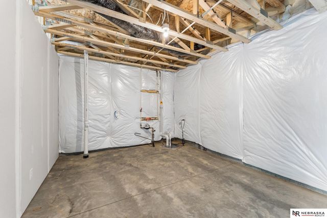 11008 N 172 Street, Bennington, NE 68007
