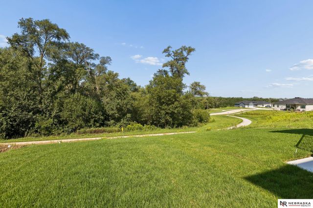 11008 N 172 Street, Bennington, NE 68007