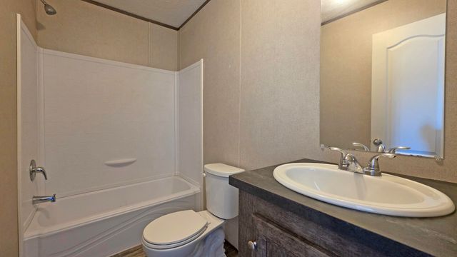 30 Nichols Branch Road, Annville, KY 40402