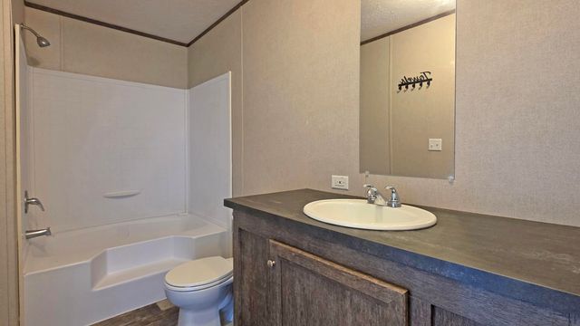 30 Nichols Branch Road, Annville, KY 40402