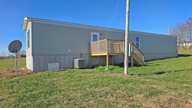 30 Nichols Branch Road, Annville, KY 40402
