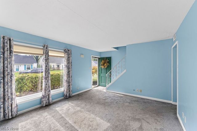 1960 Tudor Street, Cuyahoga Falls, OH 44221