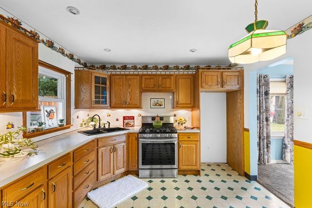 1960 Tudor Street, Cuyahoga Falls, OH 44221