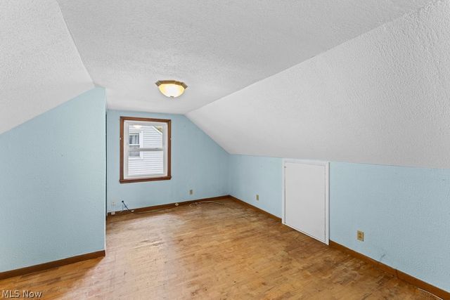 1960 Tudor Street, Cuyahoga Falls, OH 44221