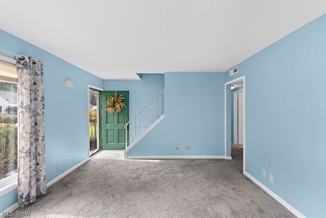 1960 Tudor Street, Cuyahoga Falls, OH 44221