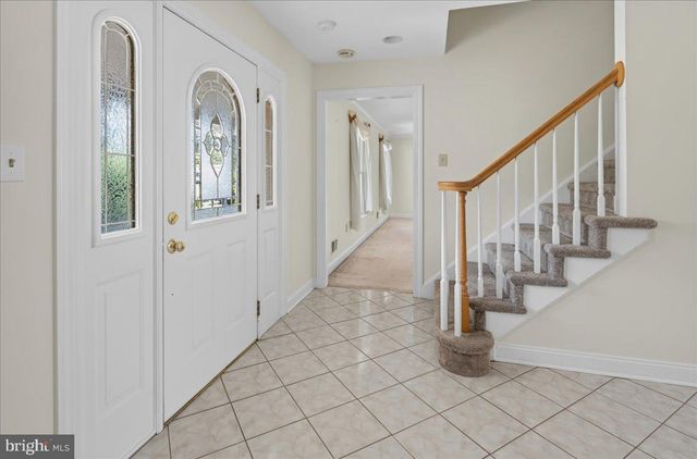 1491 KUSER, Hamilton, NJ 08619