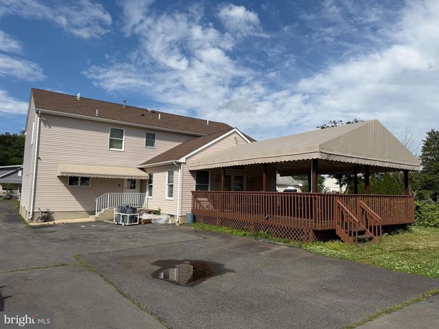 1491 KUSER, Hamilton Township, NJ 08619