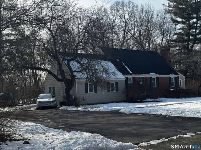 352 Hotchkiss Road, Orange, CT 06477