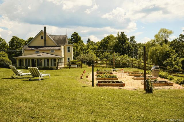 637 Route 308, Rhinebeck, NY 12572