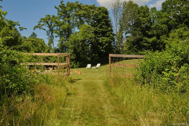 637 Route 308, Rhinebeck, NY 12572