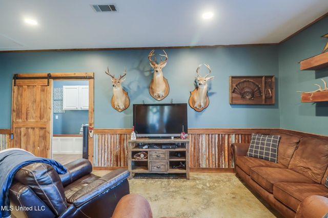 18215 Boss Conner Road, Gulfport, MS 39503