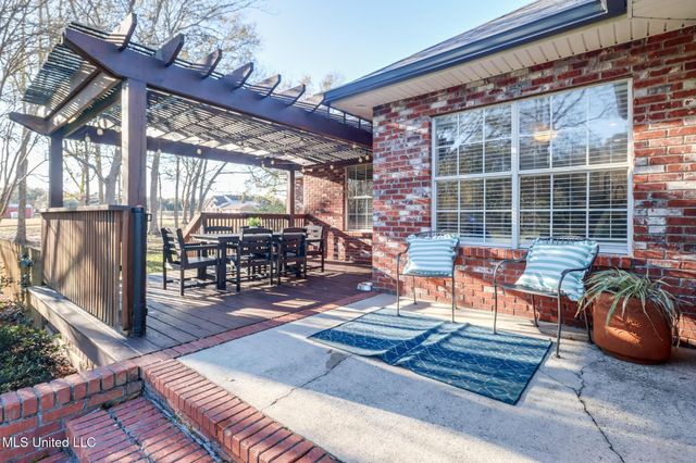 18215 Boss Conner Road, Gulfport, MS 39503