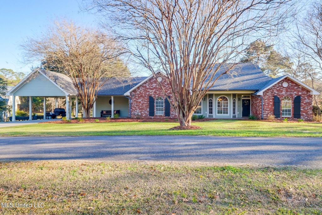 18215 Boss Conner Road, Gulfport, MS 39503