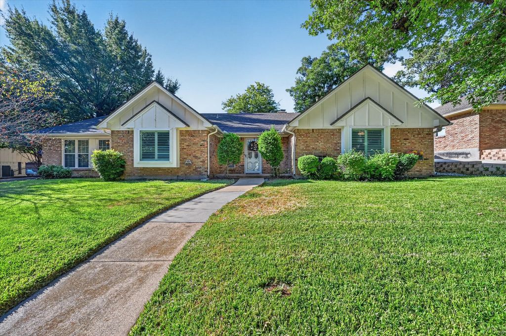 4208 Trowbridge Drive, Arlington, TX 76013 — photo 2