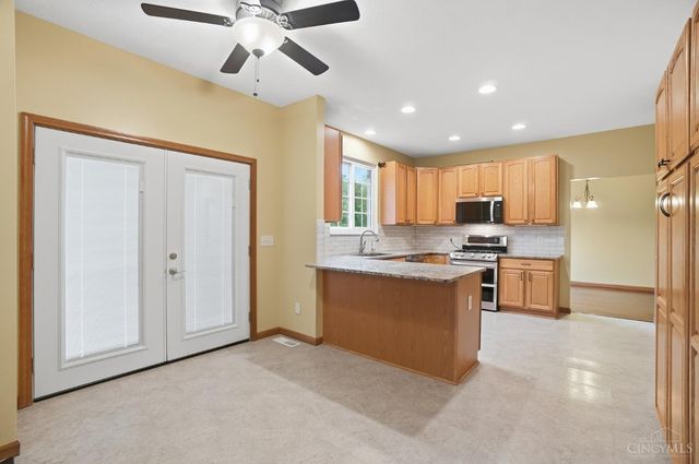 1264 Kables Mill Drive, Sugarcreek Twp, OH 45305