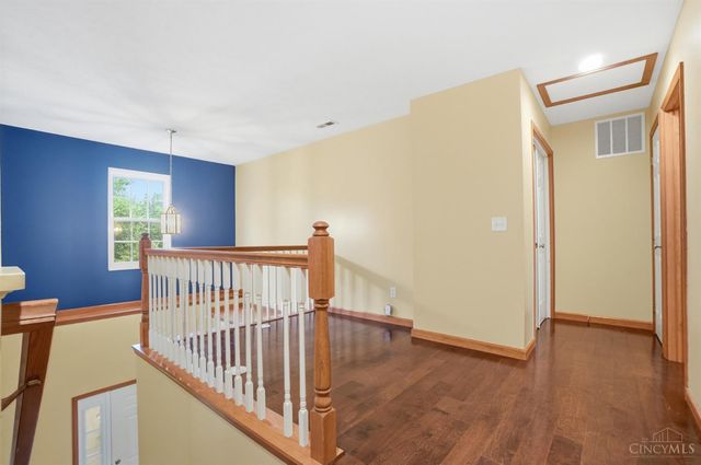 1264 Kables Mill Drive, Sugarcreek Twp, OH 45305