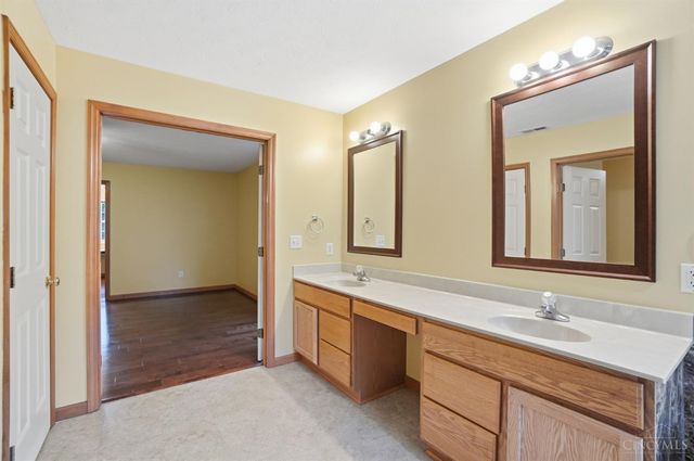 1264 Kables Mill Drive, Sugarcreek Twp, OH 45305