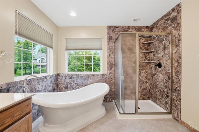 1264 Kables Mill Drive, Sugarcreek Twp, OH 45305