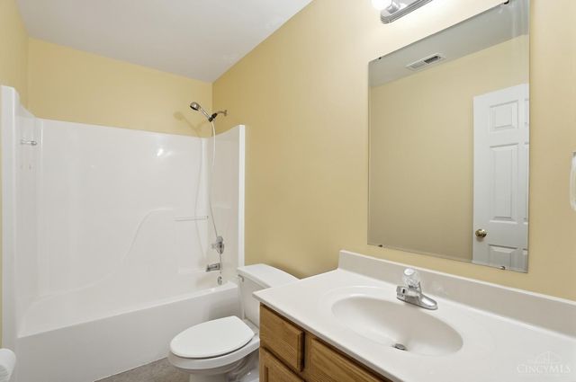 1264 Kables Mill Drive, Sugarcreek Twp, OH 45305