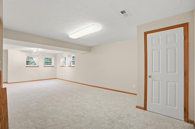 1264 Kables Mill Drive, Sugarcreek Twp, OH 45305