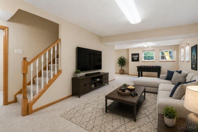 1264 Kables Mill Drive, Sugarcreek Twp, OH 45305