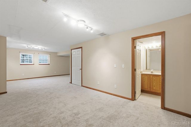 1264 Kables Mill Drive, Sugarcreek Twp, OH 45305