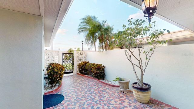 636 BOCA CIEGA POINT BOULEVARD S, St Petersburg, FL 33708