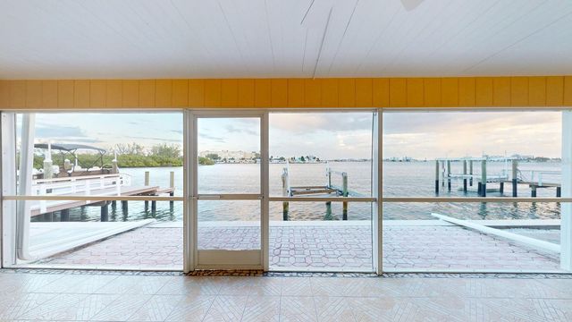 636 BOCA CIEGA POINT BOULEVARD S, St Petersburg, FL 33708