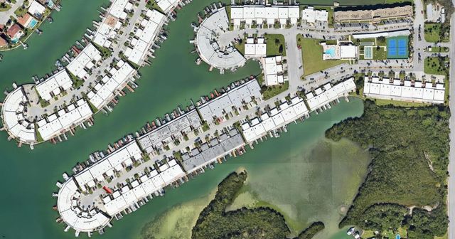 636 BOCA CIEGA POINT BOULEVARD S, St Petersburg, FL 33708