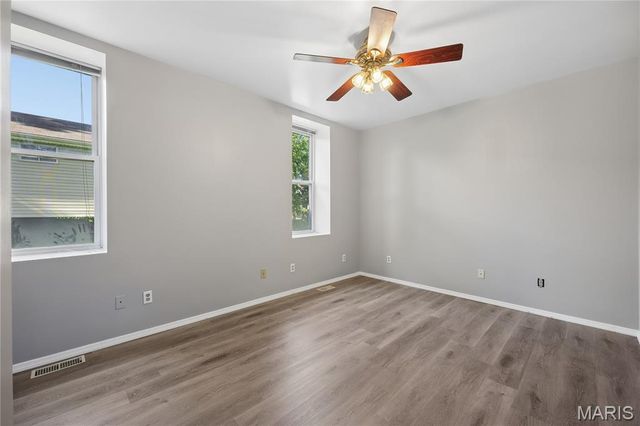3202 Regal Place, St Louis, MO 63139