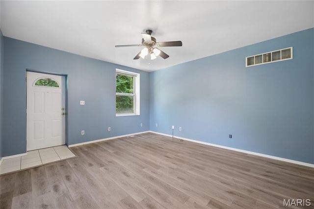 3202 Regal Place, St Louis, MO 63139