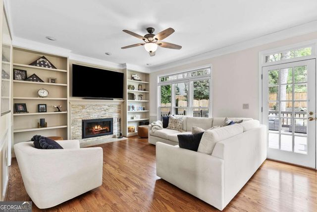 10985 Pennbrooke Crossing, Johns Creek, GA 30097