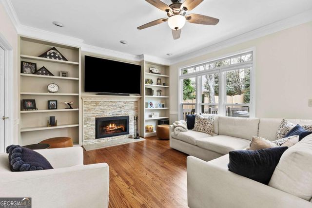 10985 Pennbrooke Crossing, Johns Creek, GA 30097