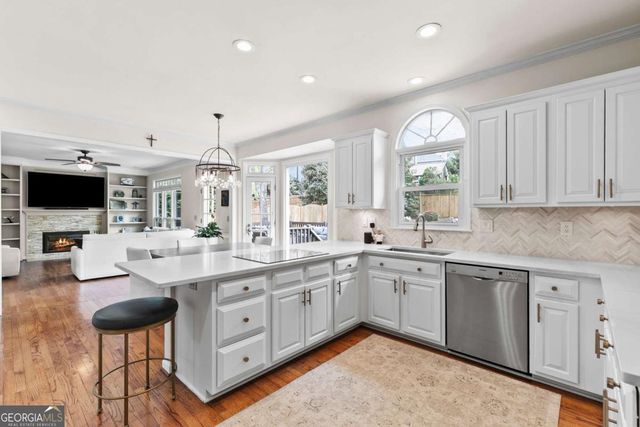 10985 Pennbrooke Crossing, Johns Creek, GA 30097