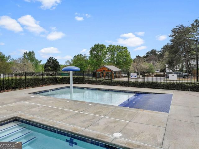 10985 Pennbrooke Crossing, Johns Creek, GA 30097